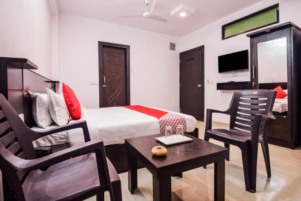 Hotel Oyo 23296 Quality Time 3*