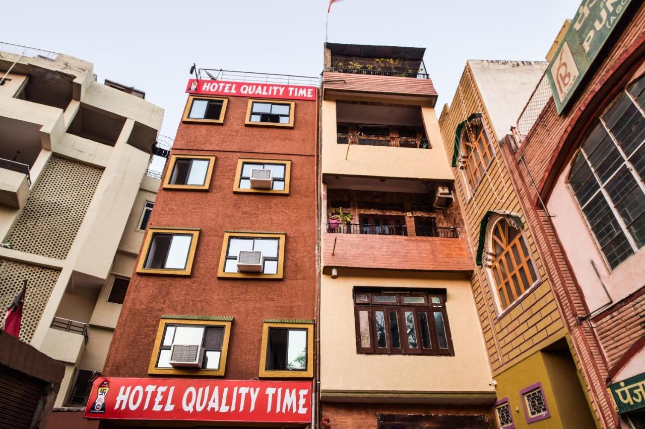 Oyo 23296 Quality Time Udaipur