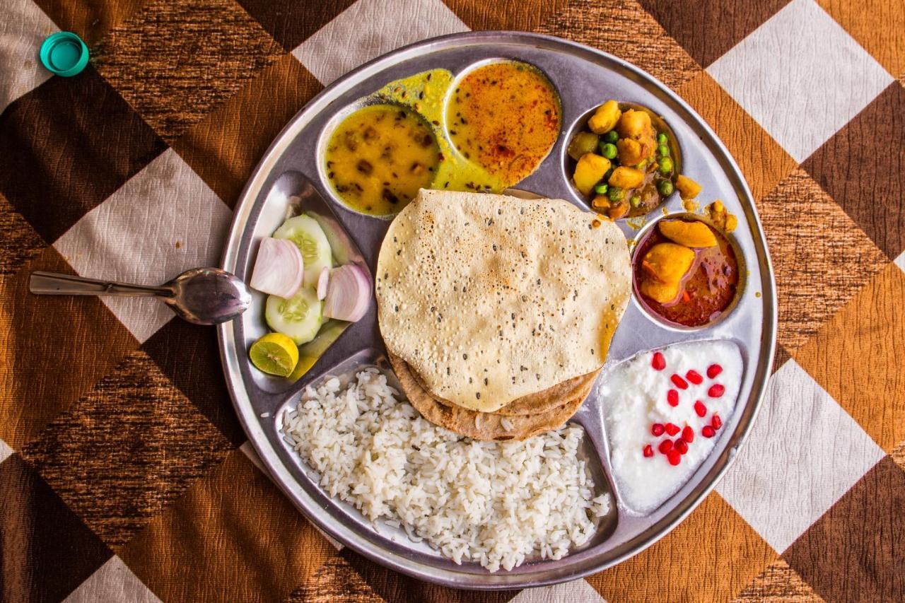 Oyo 23296 Quality Time Hotel Udaipur